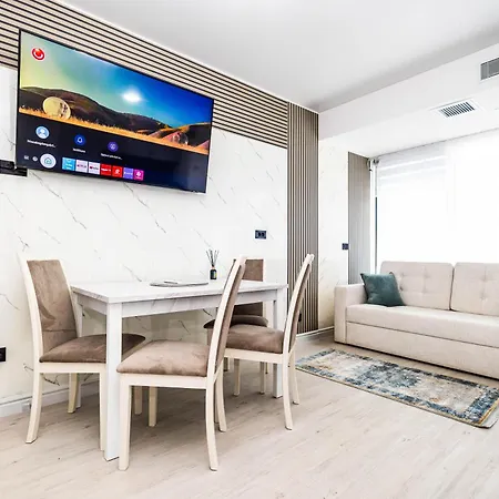 Bora Bora White Titanic Lejlighed *