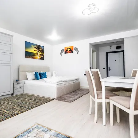 Bora Bora White Titanic Appartement Năvodari